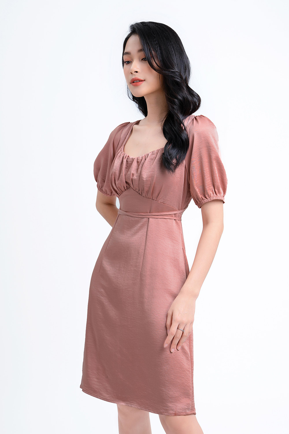 Đầm chữ A cut-out lưng buộc nơ