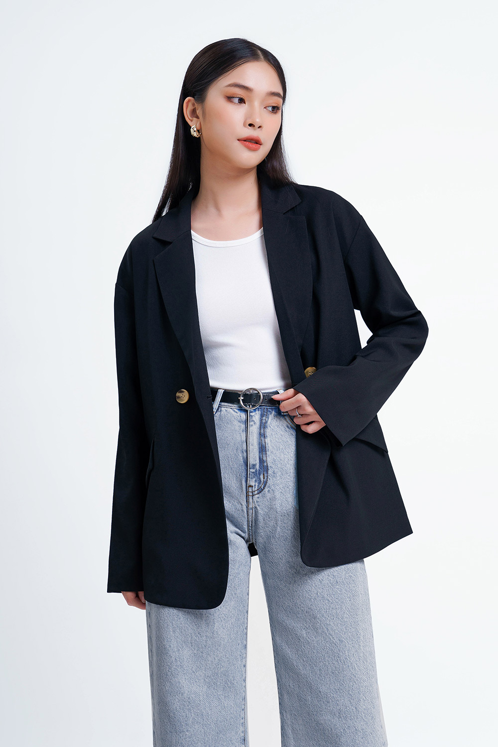 Áo khoác blazer đen 2 lớp túi đắp xéo 