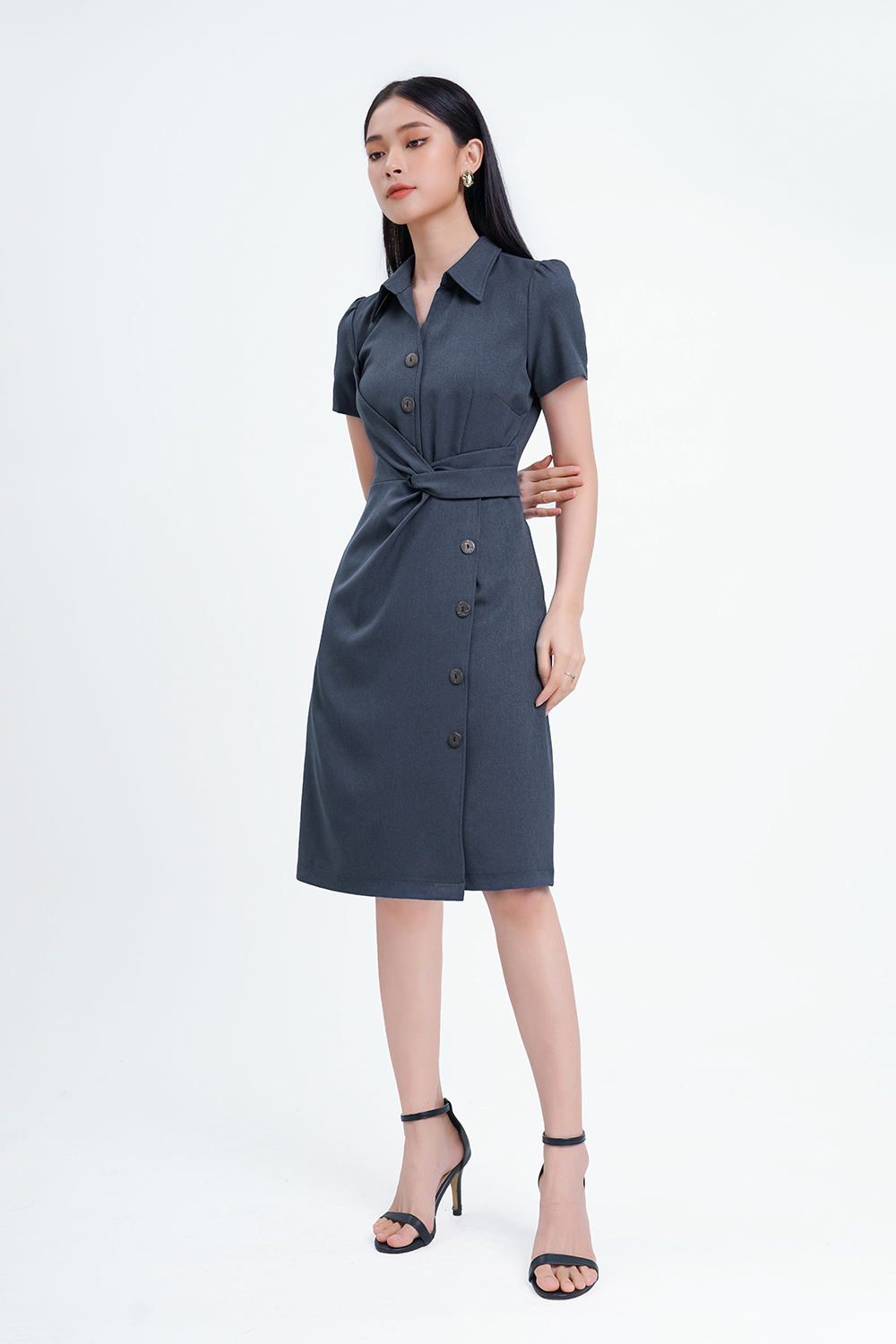 Đầm chữ A cổ sơ mi xoắn eo 