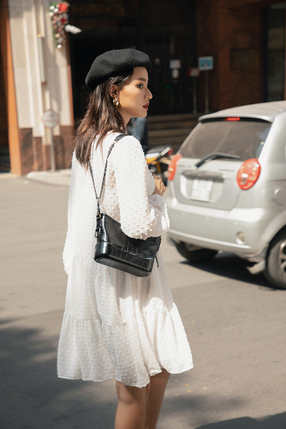 Đầm voan bi trắng dáng babydoll 