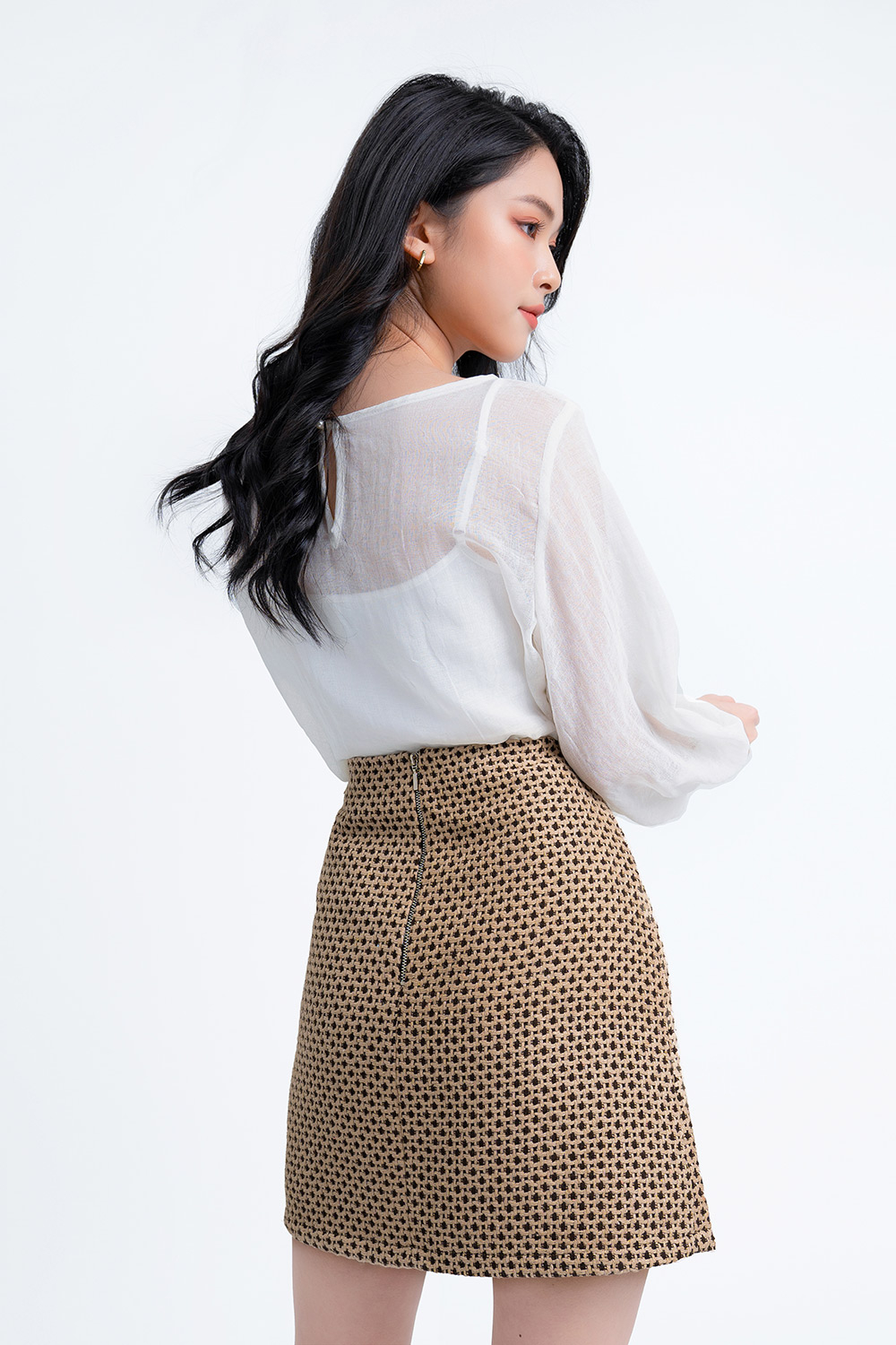 Áo blouse kiểu cổ tròn tay dài 