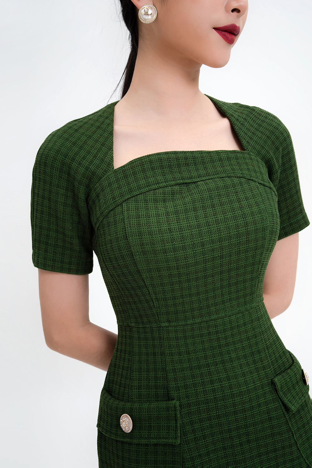 Đầm ôm body phối túi 2 bên 