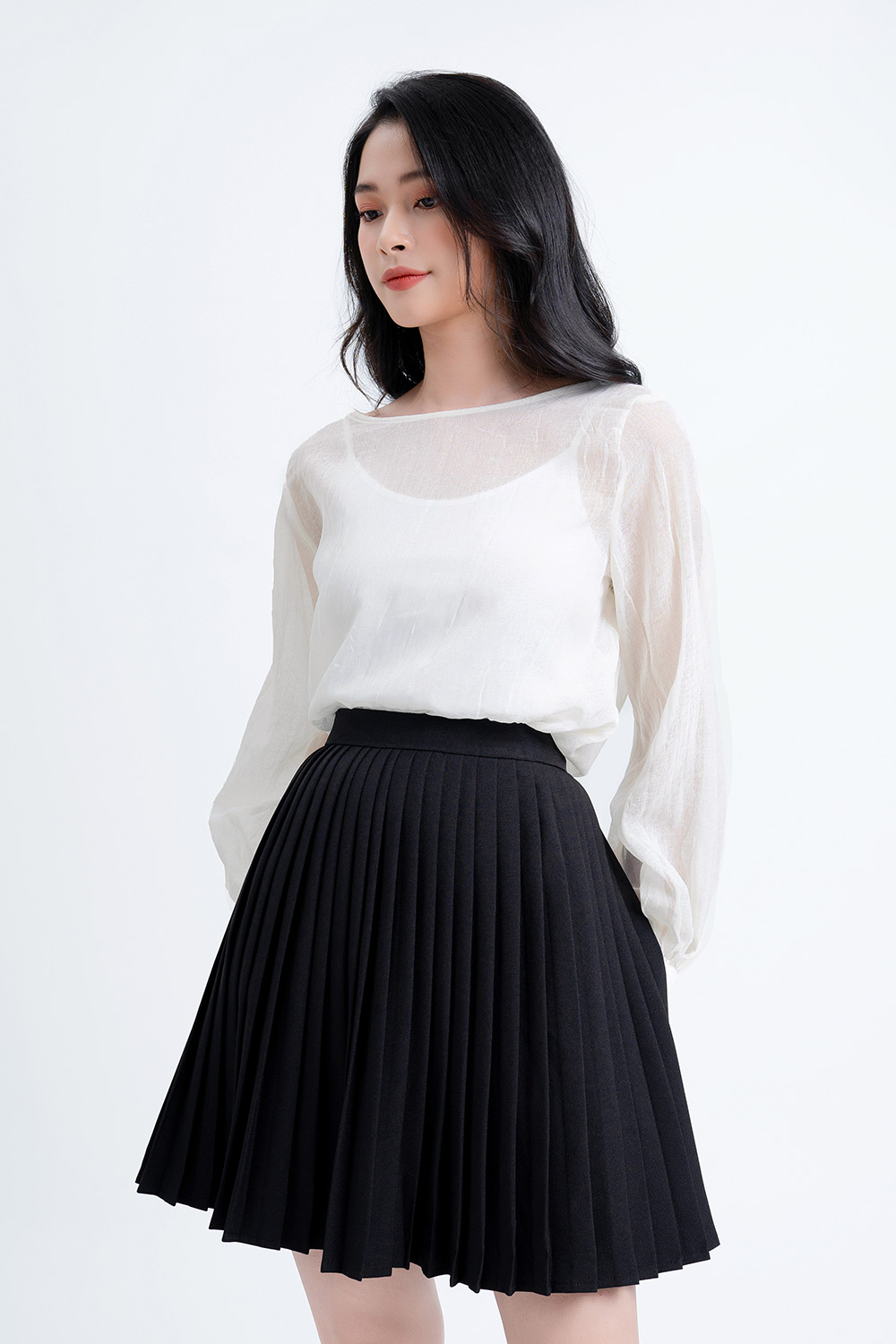 Áo blouse kiểu cổ tròn tay dài 