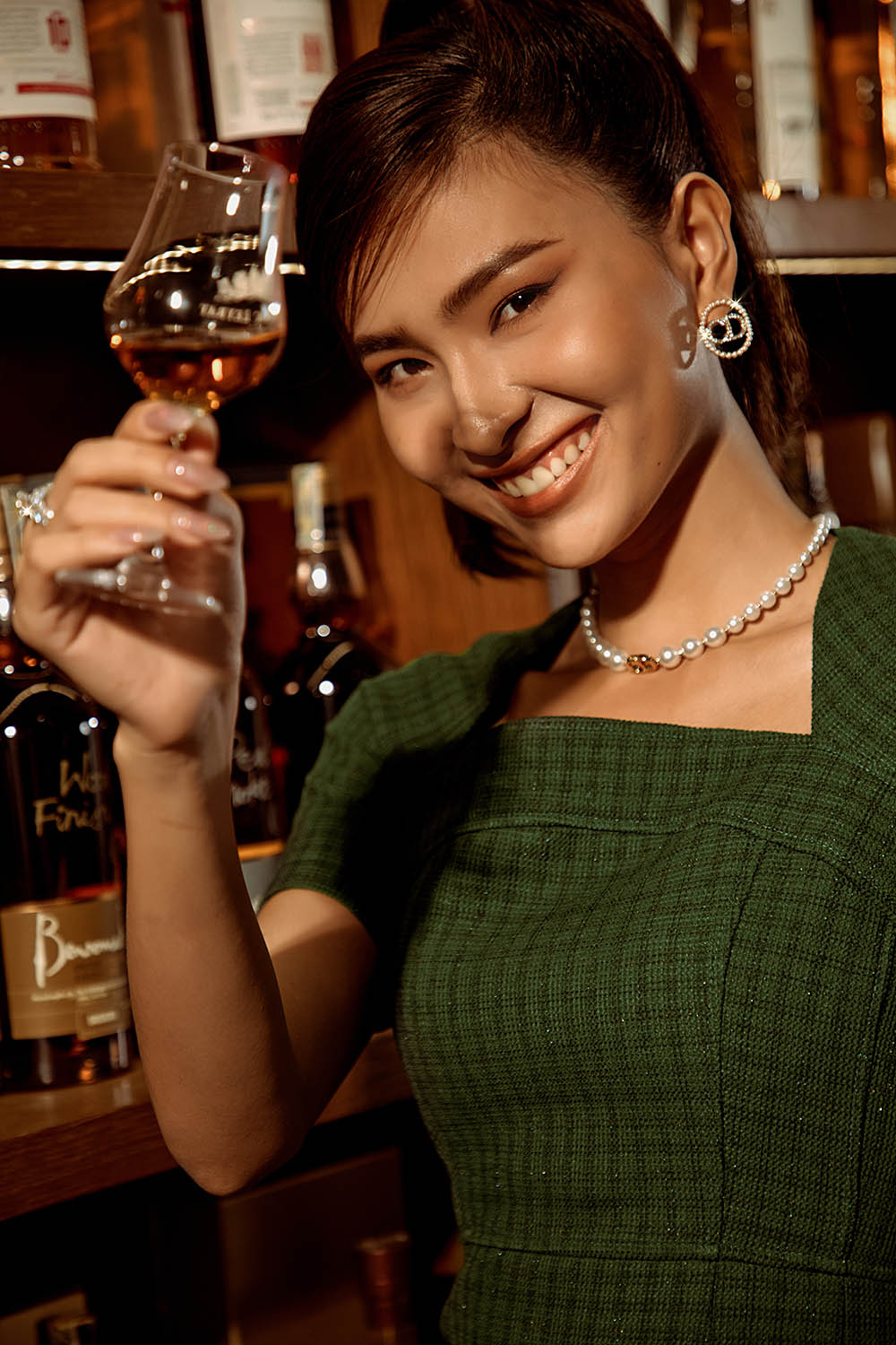 Đầm ôm body phối túi 2 bên 