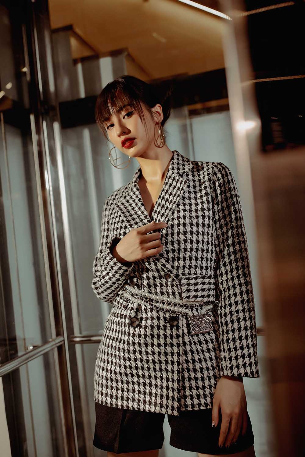 Áo blazer caro 2 lớp túi đắp 