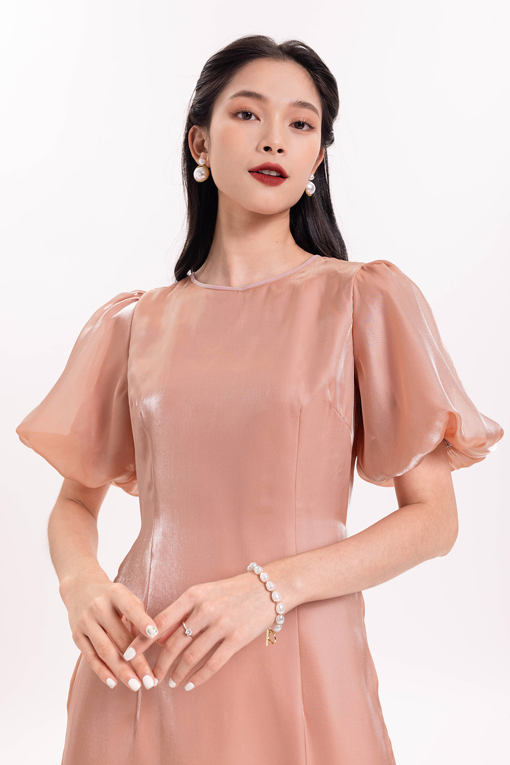 Áo dài đơn sắc tay phồng 