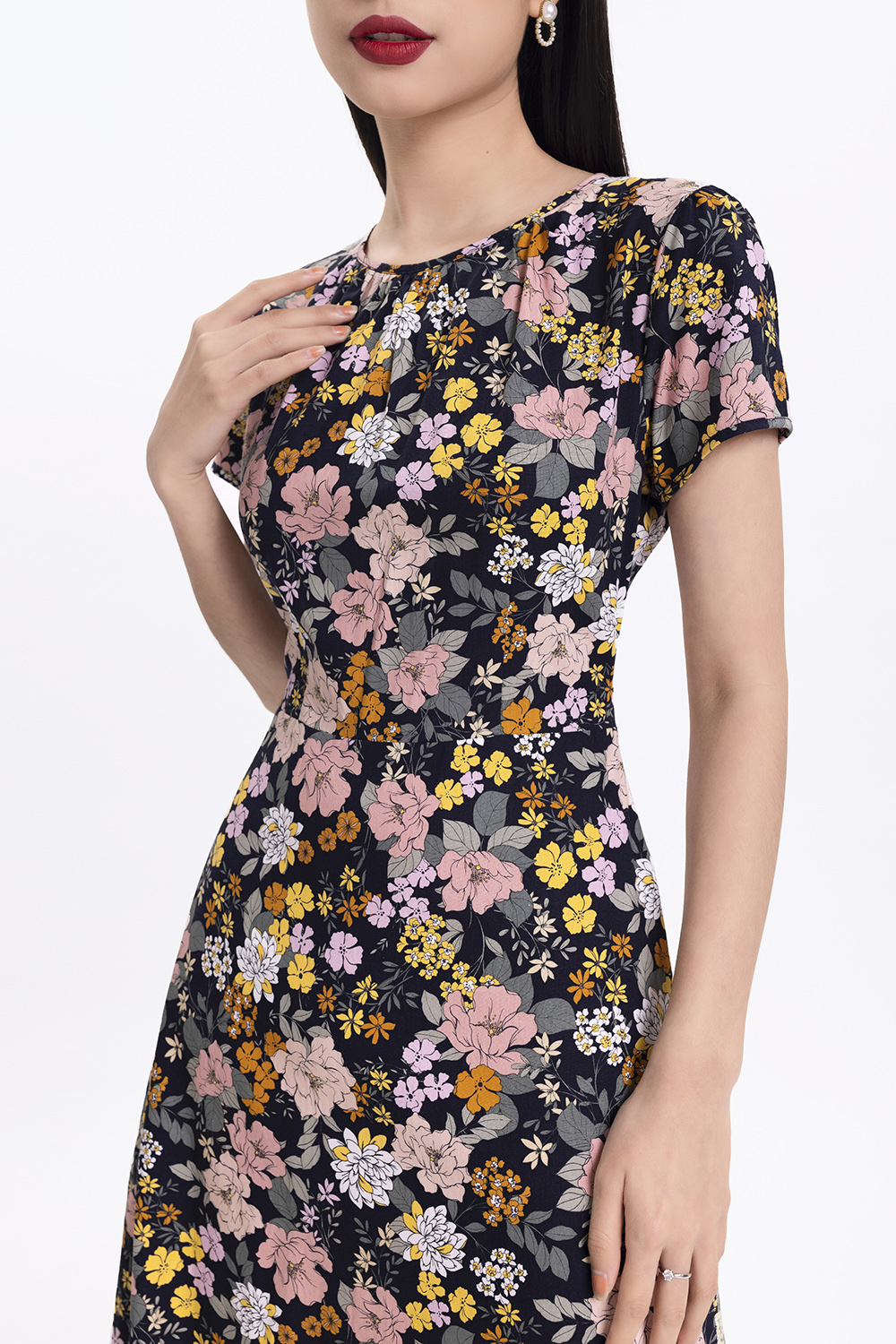 Đầm chữ A họa tiết hoa 