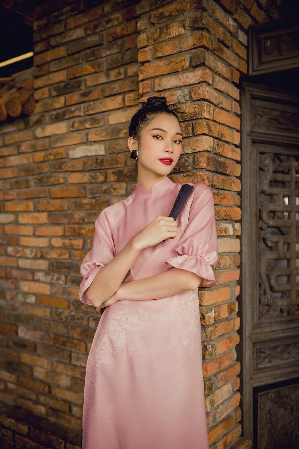 Áo dài tay lỡ phối bèo 