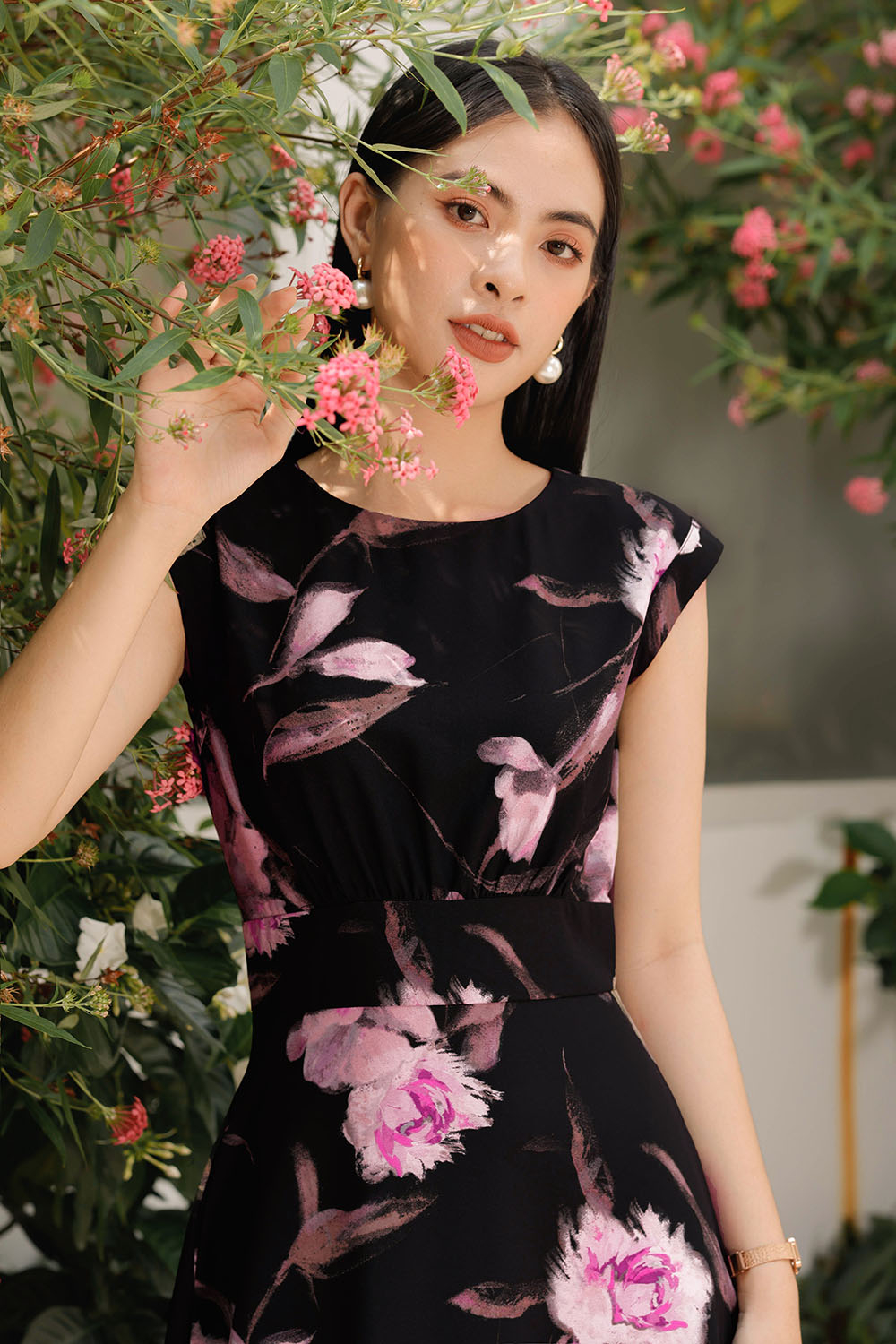 Đầm hoa dáng xòe tay hến 