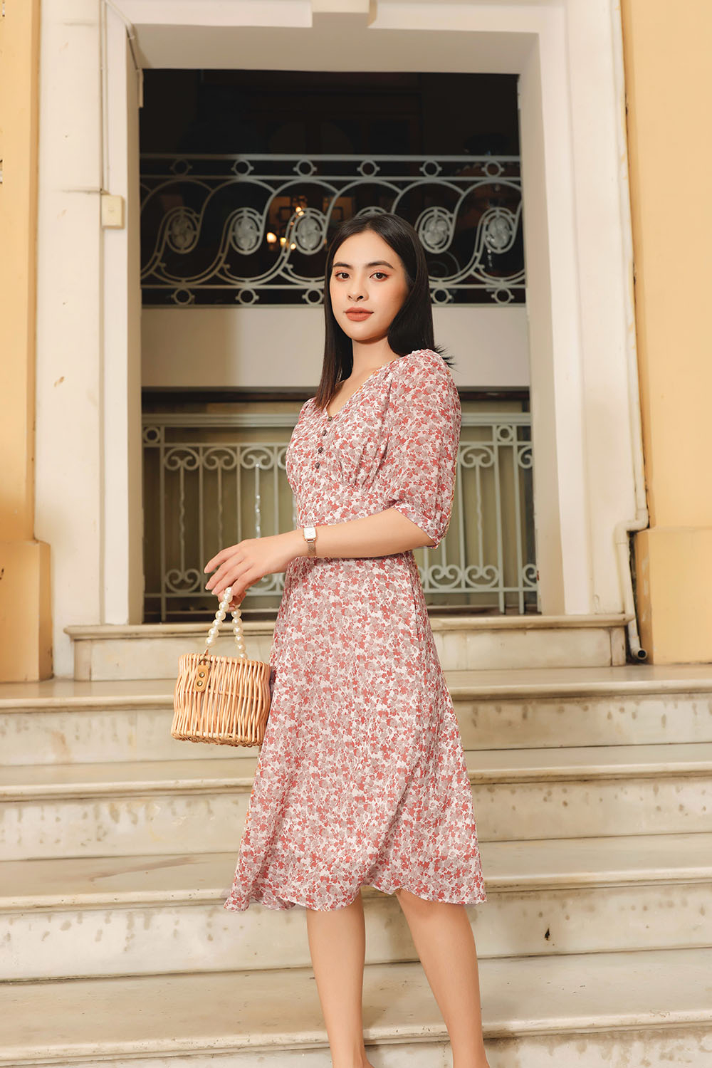 Đầm xòe hoa nhí tay lỡ eo cao 