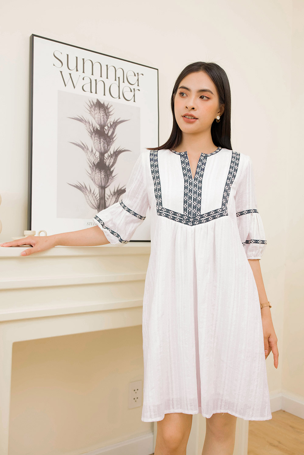 Đầm babydoll trắng phối viền 