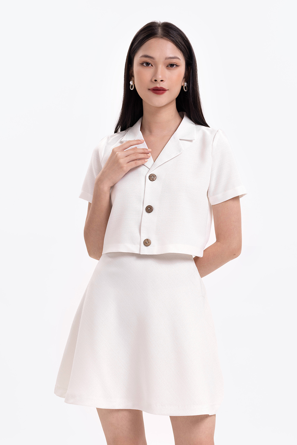Chân váy trắng chữ A | Shopee Việt Nam