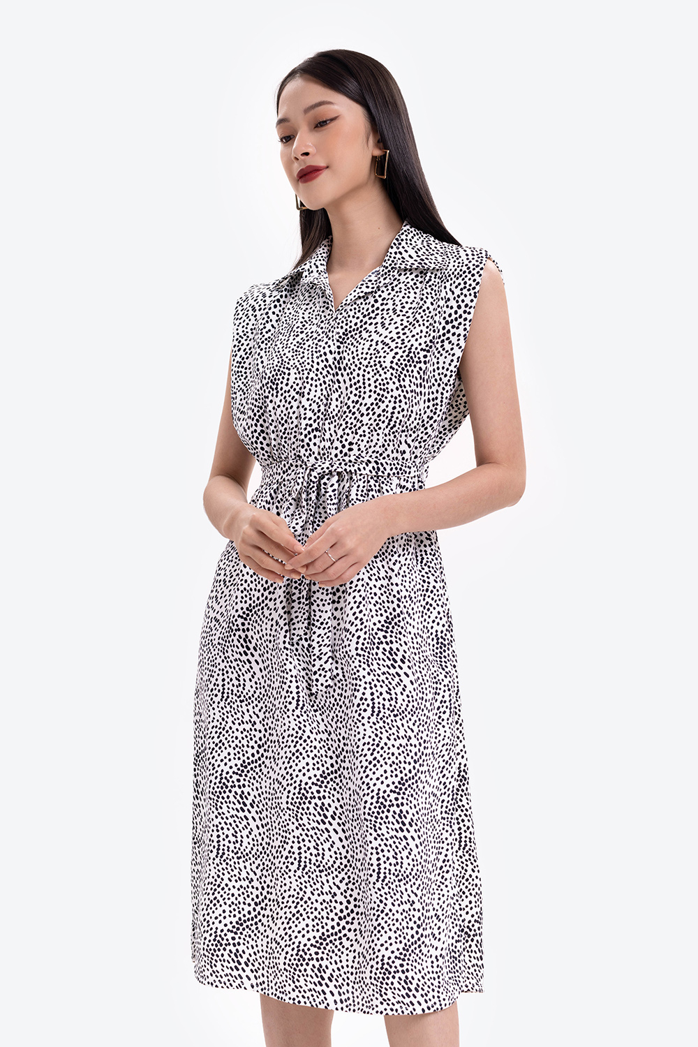 Đầm chấm bi dáng dài eo thắt nơ 