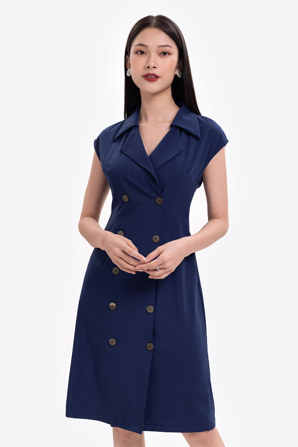 Đầm chữ A cổ đan tông phối nút 