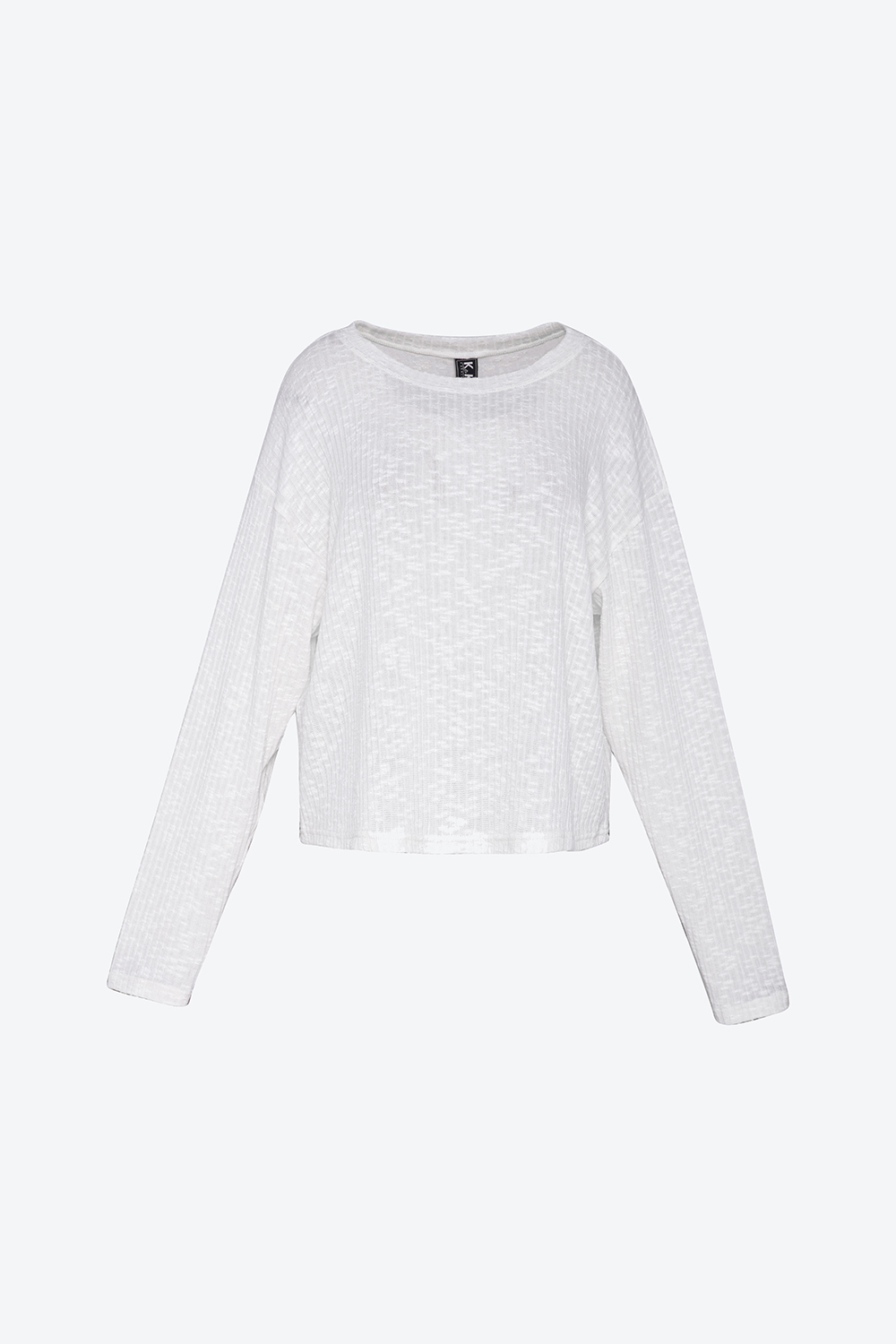 Áo thun trắng tay dài 