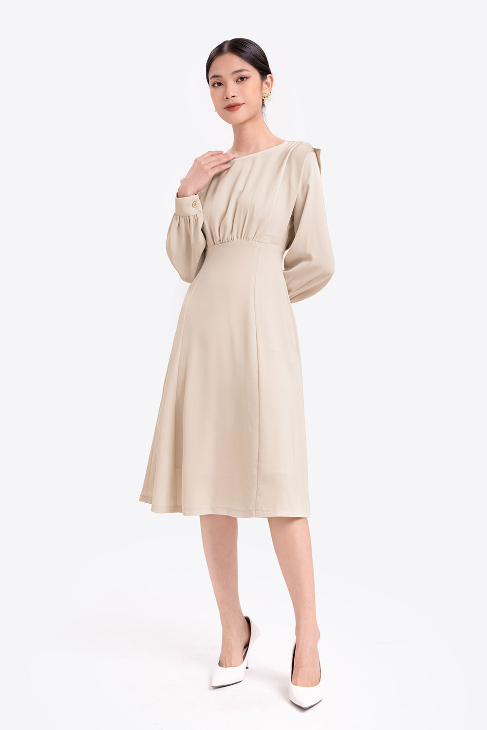 Đầm xòe tay dài phối bèo 