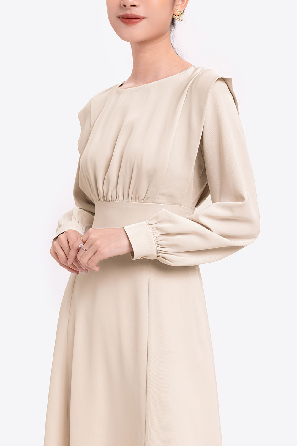 Đầm xòe tay dài phối bèo 