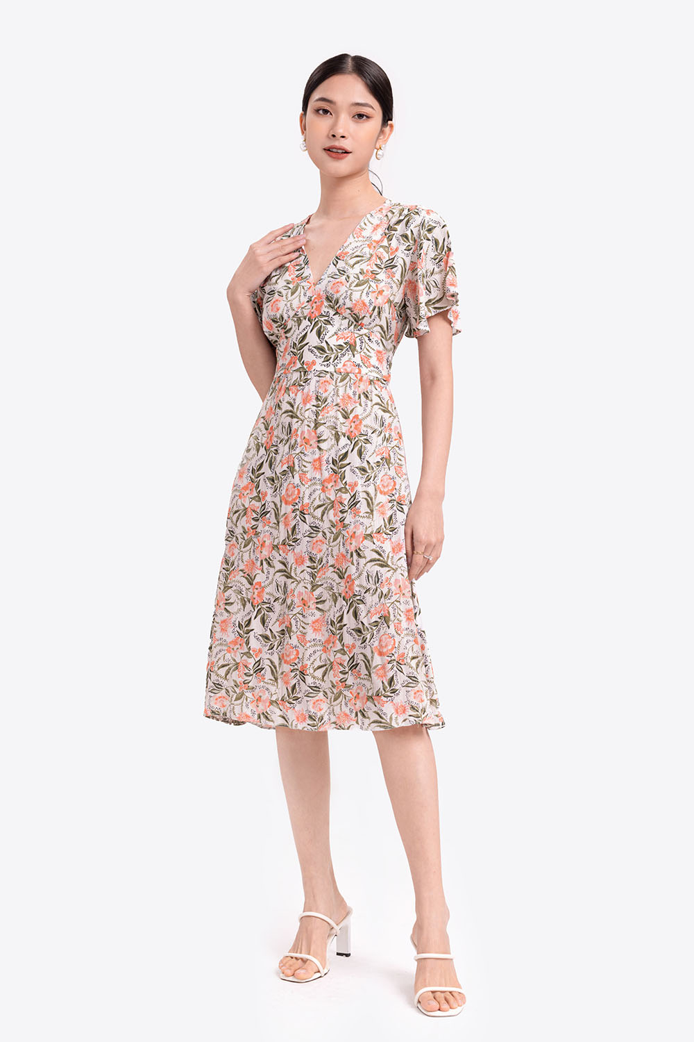 Đầm hoa dáng chữ A cổ V 