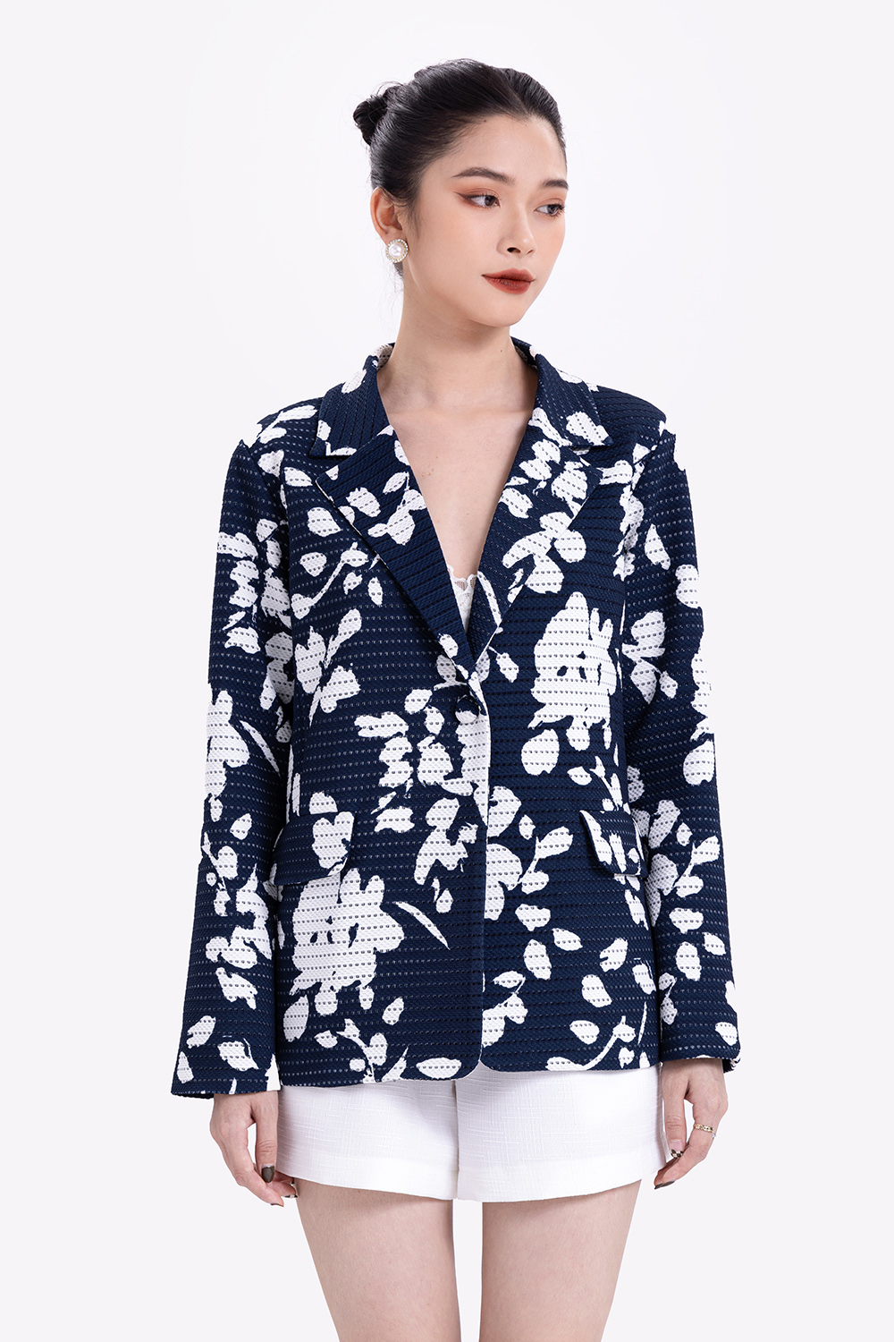 Áo khoác blazer họa tiết hoa 