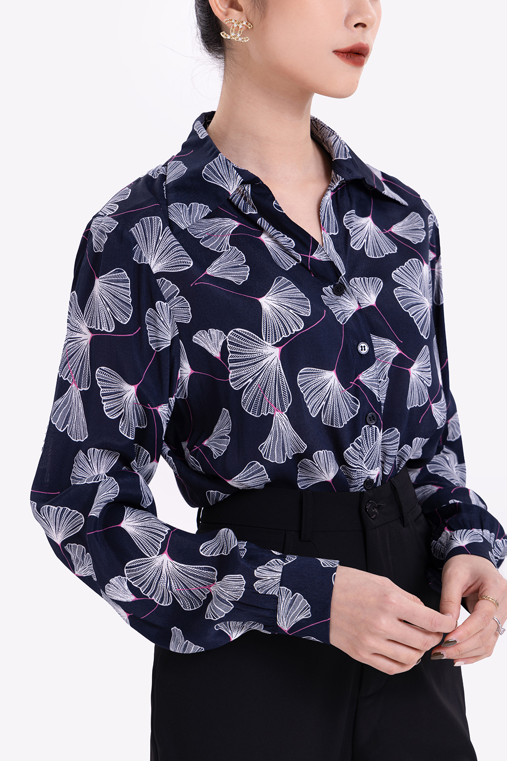 Áo sơ mi dài tay in họa tiết rẻ quạt 