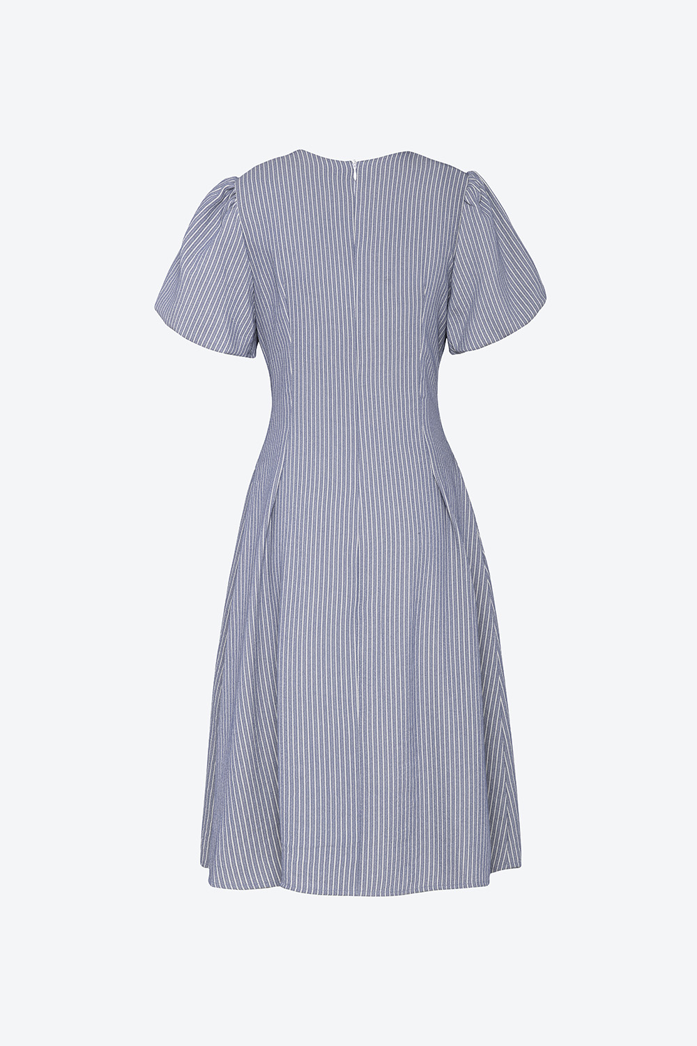 Đầm xòe tay bồng cổ phối nơ 