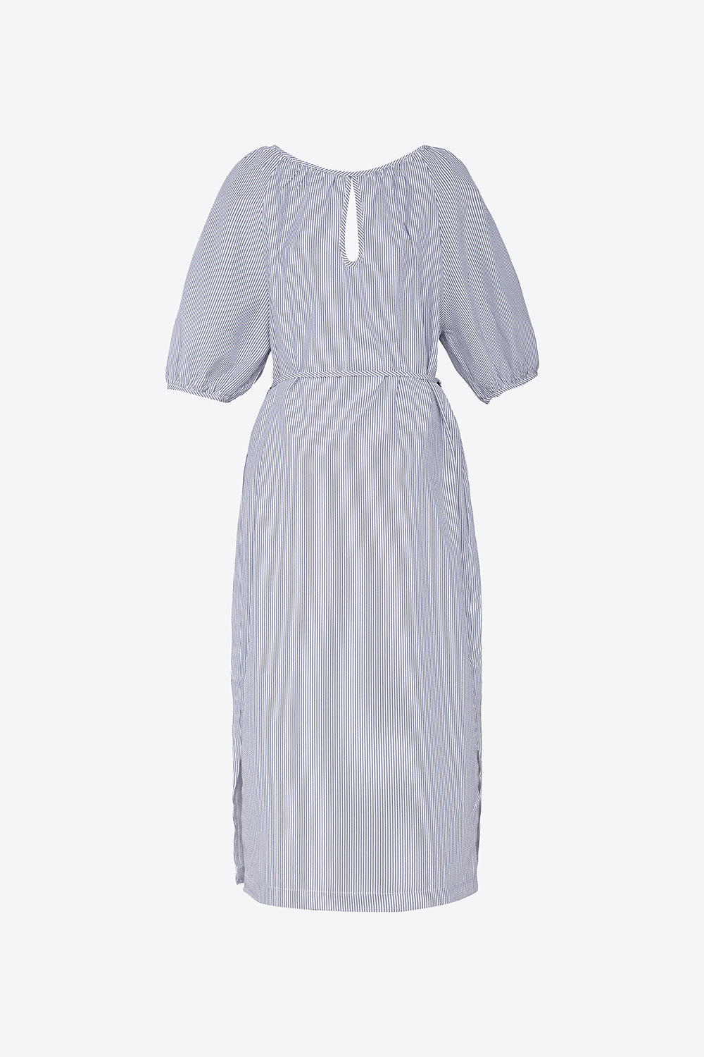 Đầm suông tay phồng eo phối dây nơ