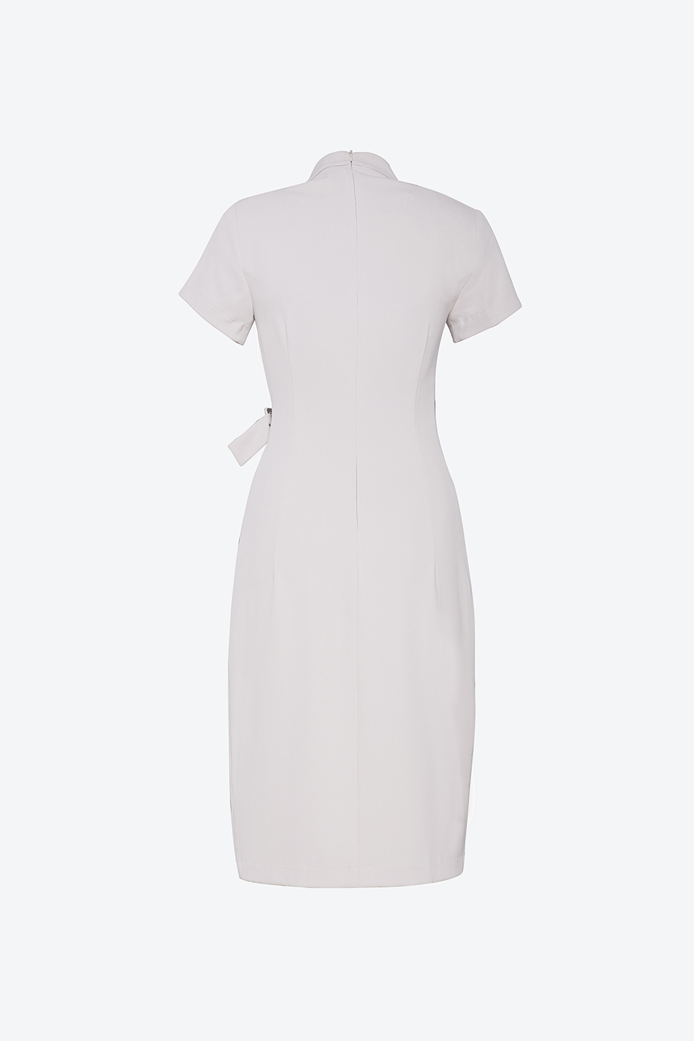 Đầm chữ A cổ trụ cách điệu 