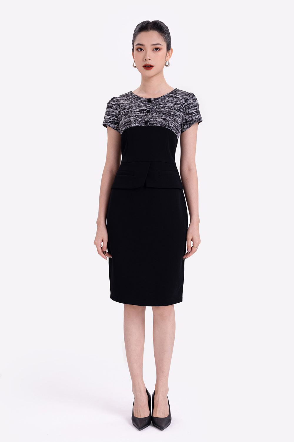 Đầm chữ A ngực phối họa tiết 