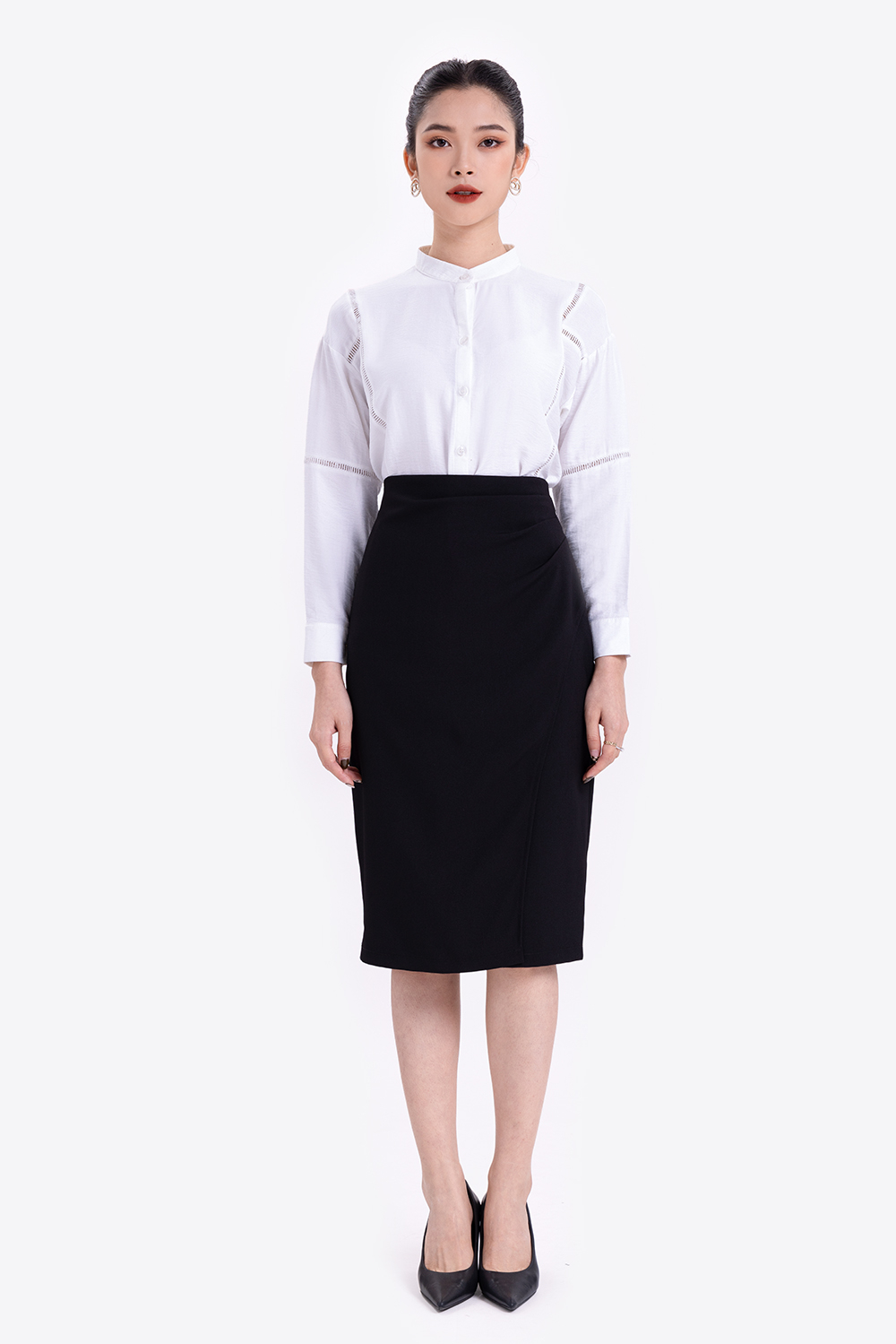 Áo sơ mi trắng  tay dài phối ren 