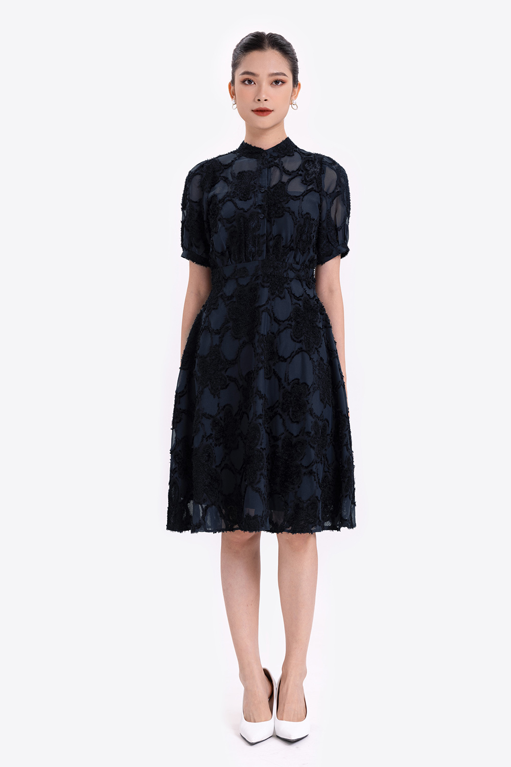 Đầm xòe voan bông ép cổ trụ 