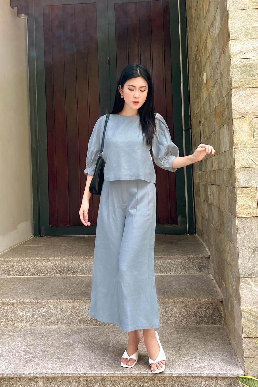 Áo kiểu tay lỡ cổ tròn 