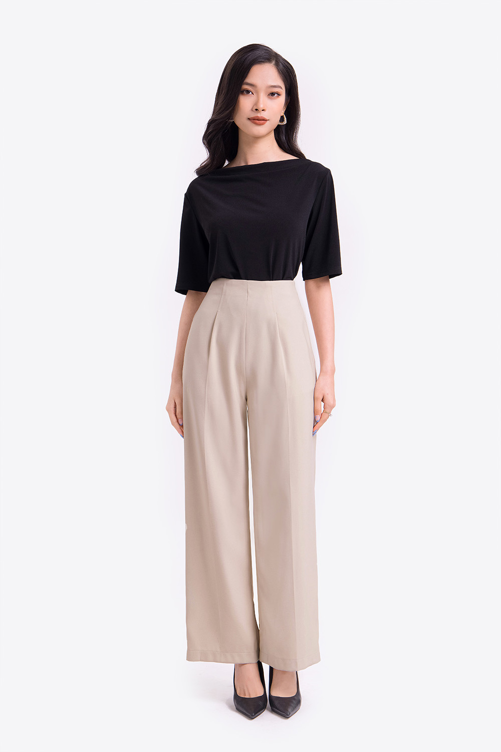 Áo kiểu nữ màu đen tay lỡ cổ thuyền 