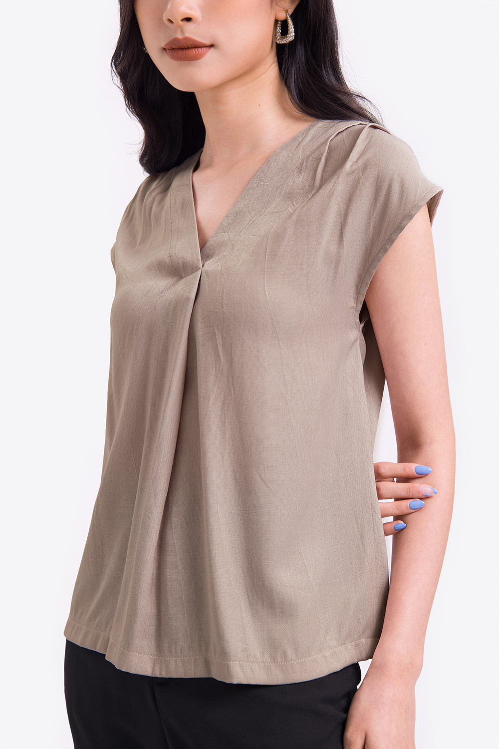 Áo nữ lụa kiểu tay hến 