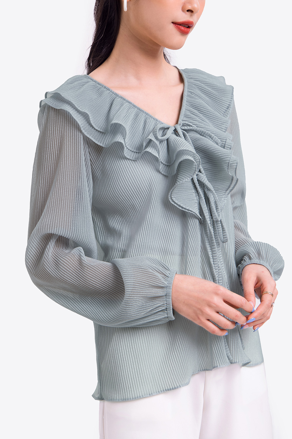 Áo kiểu voan dập ly cổ nhún bèo 