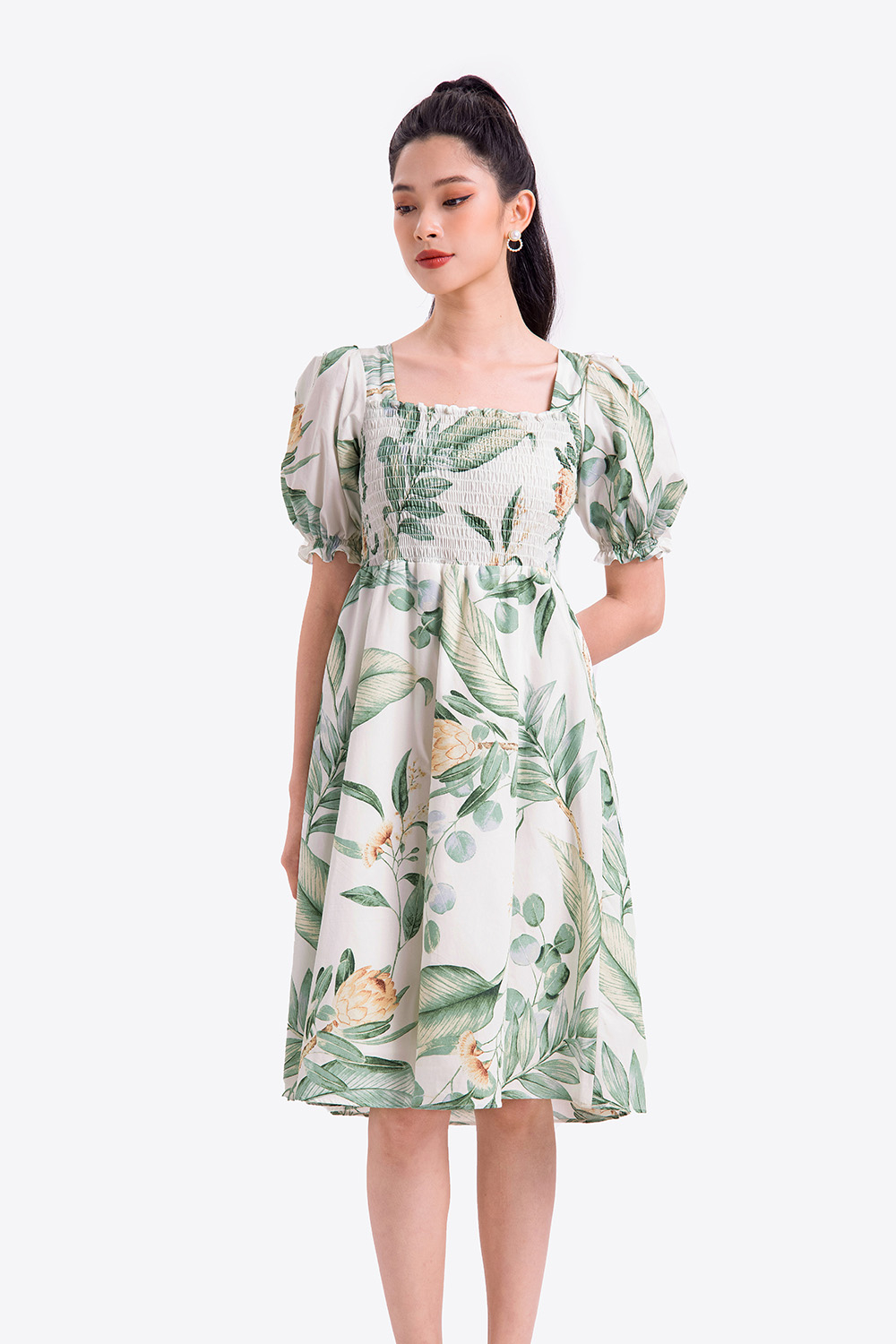 Đầm xòe họa tiết ngực bo chun tay phồng 