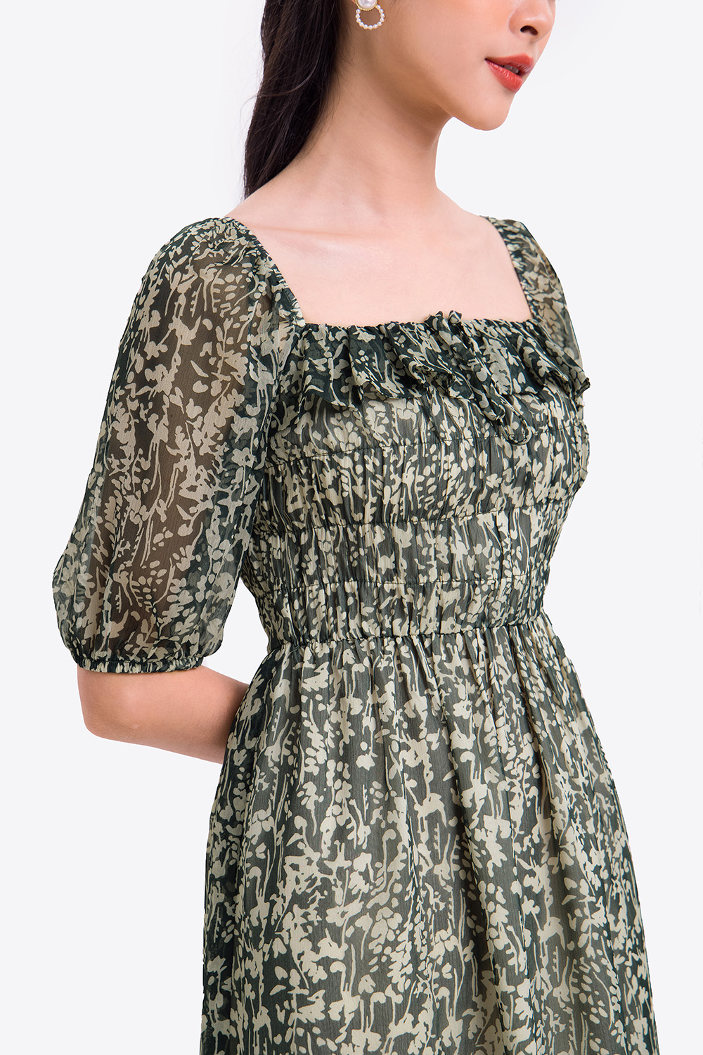 Đầm voan họa tiết cổ viền bèo dáng xòe