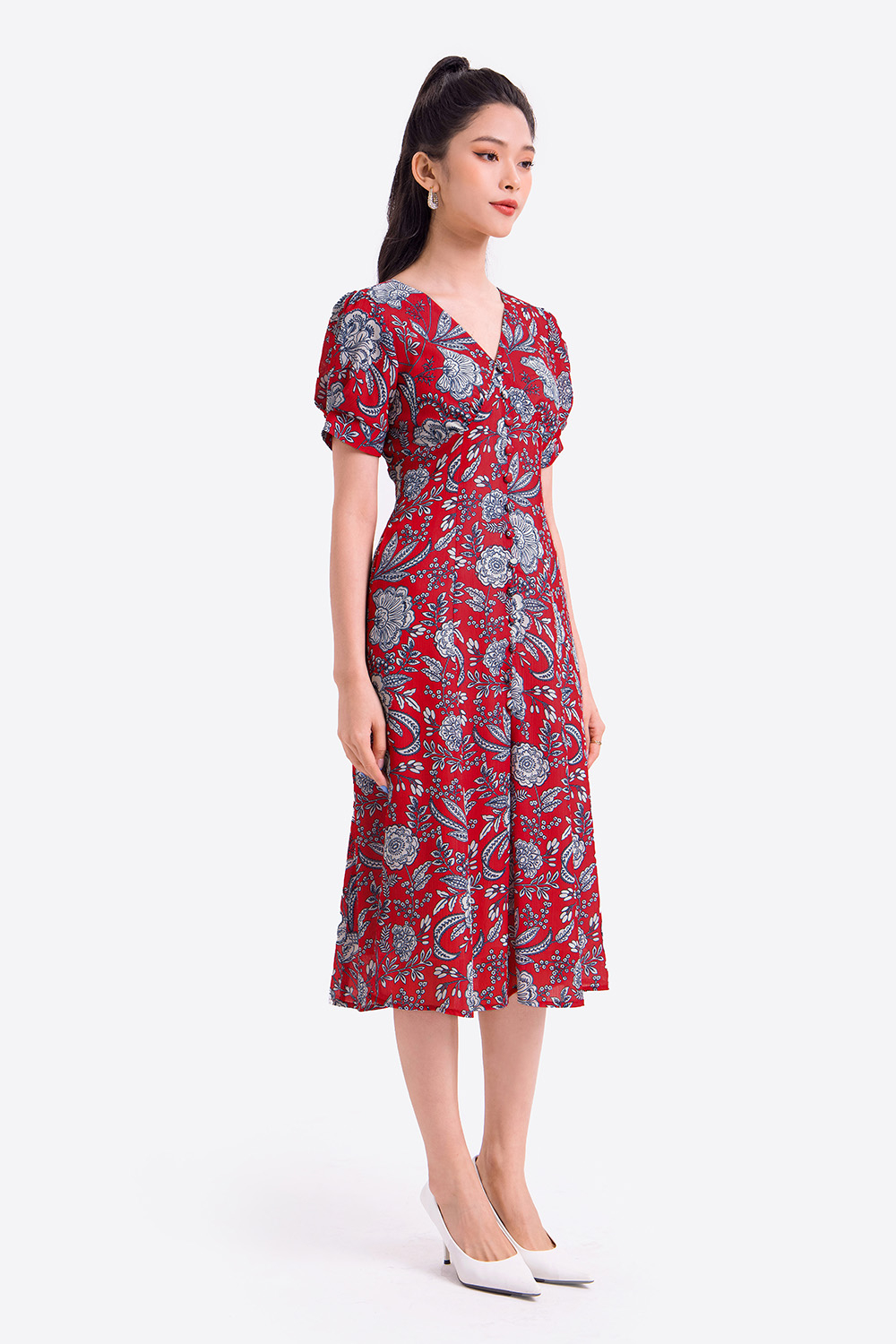 Đầm hoa công sở dáng chữ A đính nút 