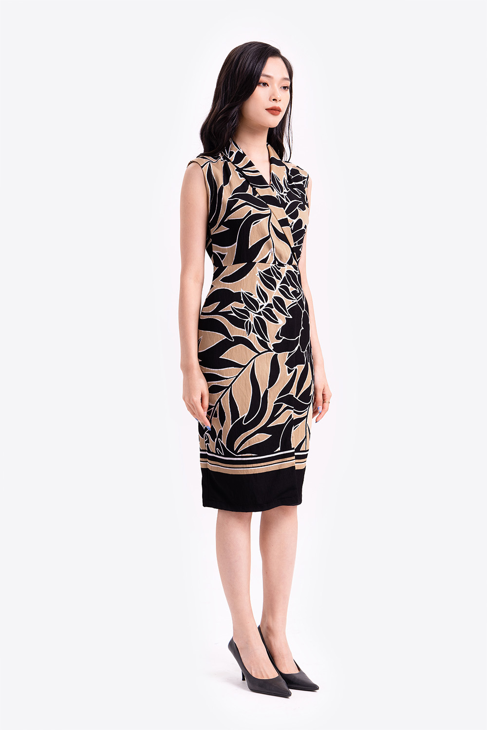 Đầm họa tiết dáng ôm sát nách