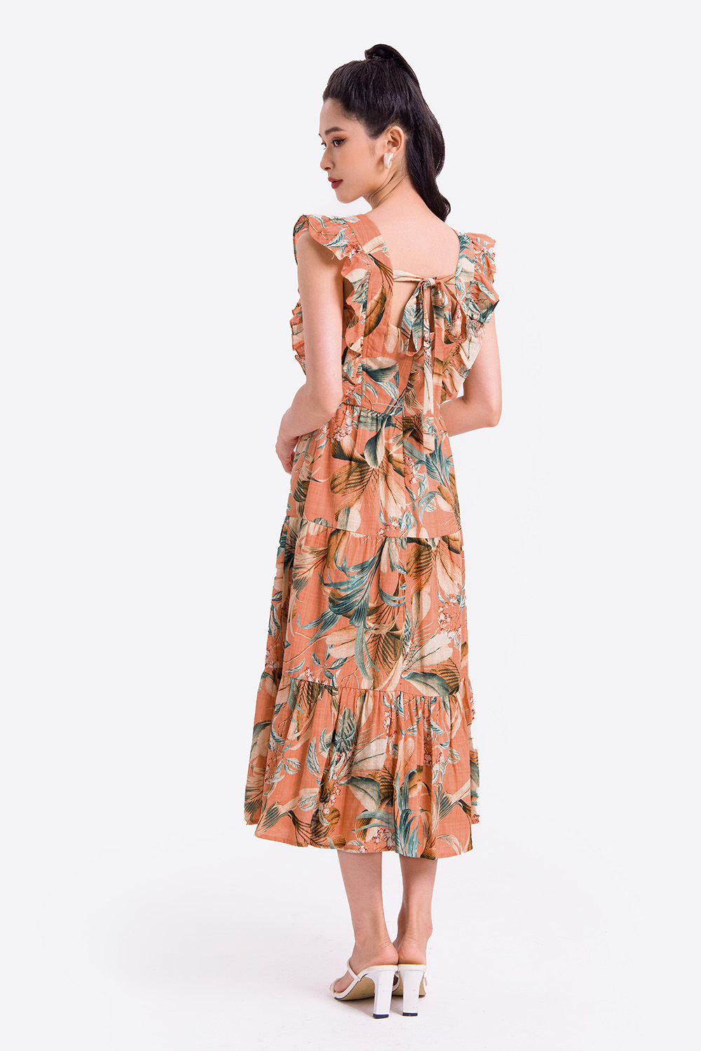 Đầm xòe họa tiết hoa sát nách 