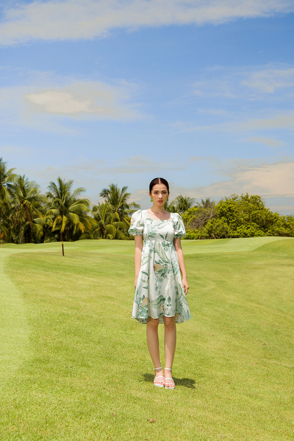 Đầm xòe họa tiết ngực bo chun tay phồng 