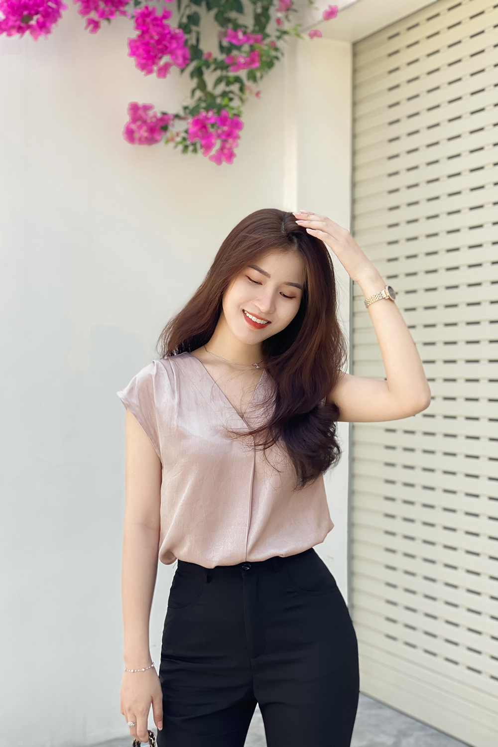 Áo nữ lụa kiểu tay hến 