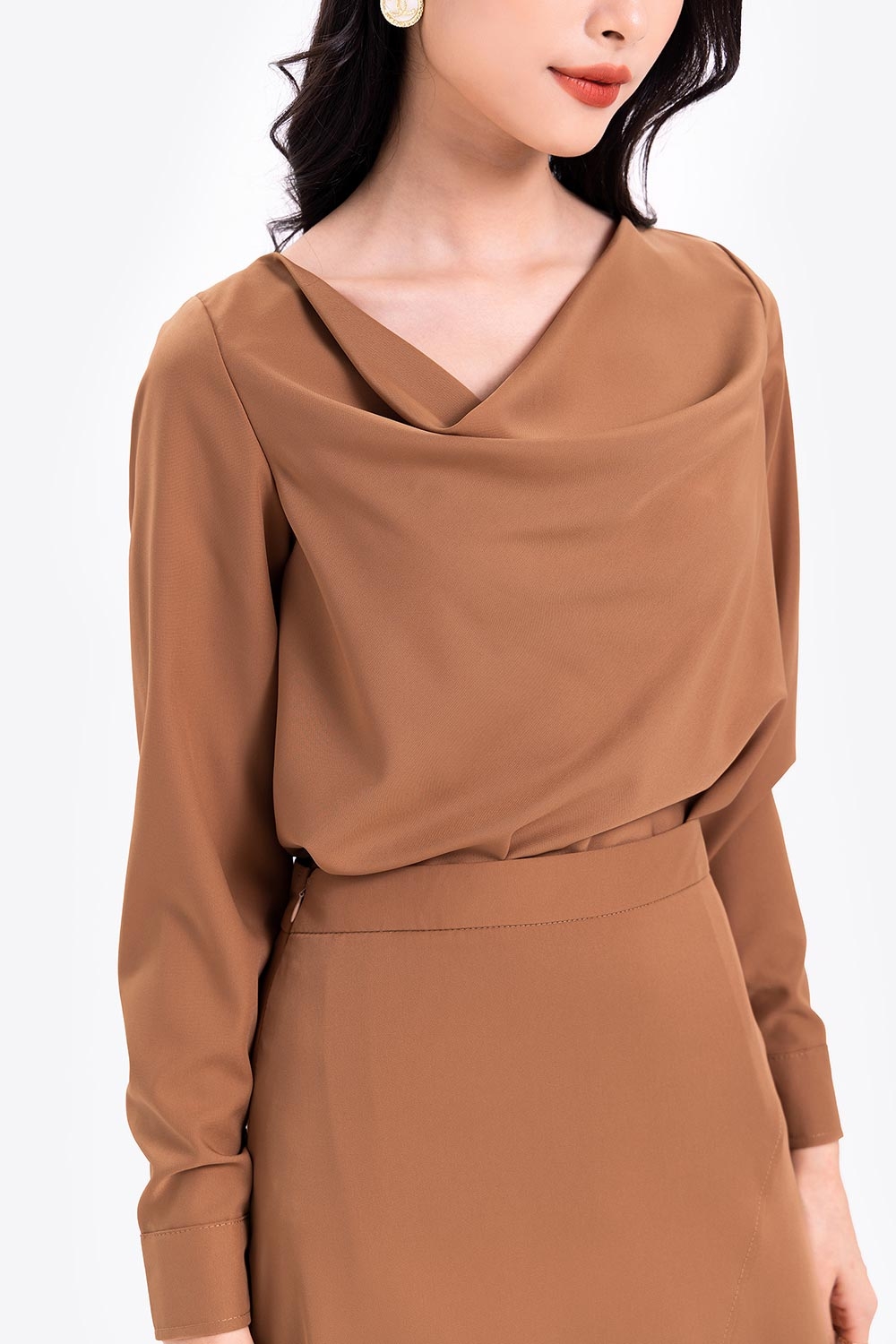 Áo kiểu nữ cổ đổ tay dài 