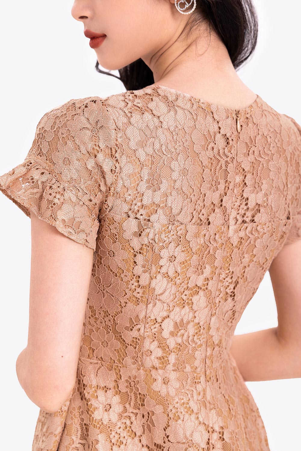 Đầm ren công sở dáng xòe 