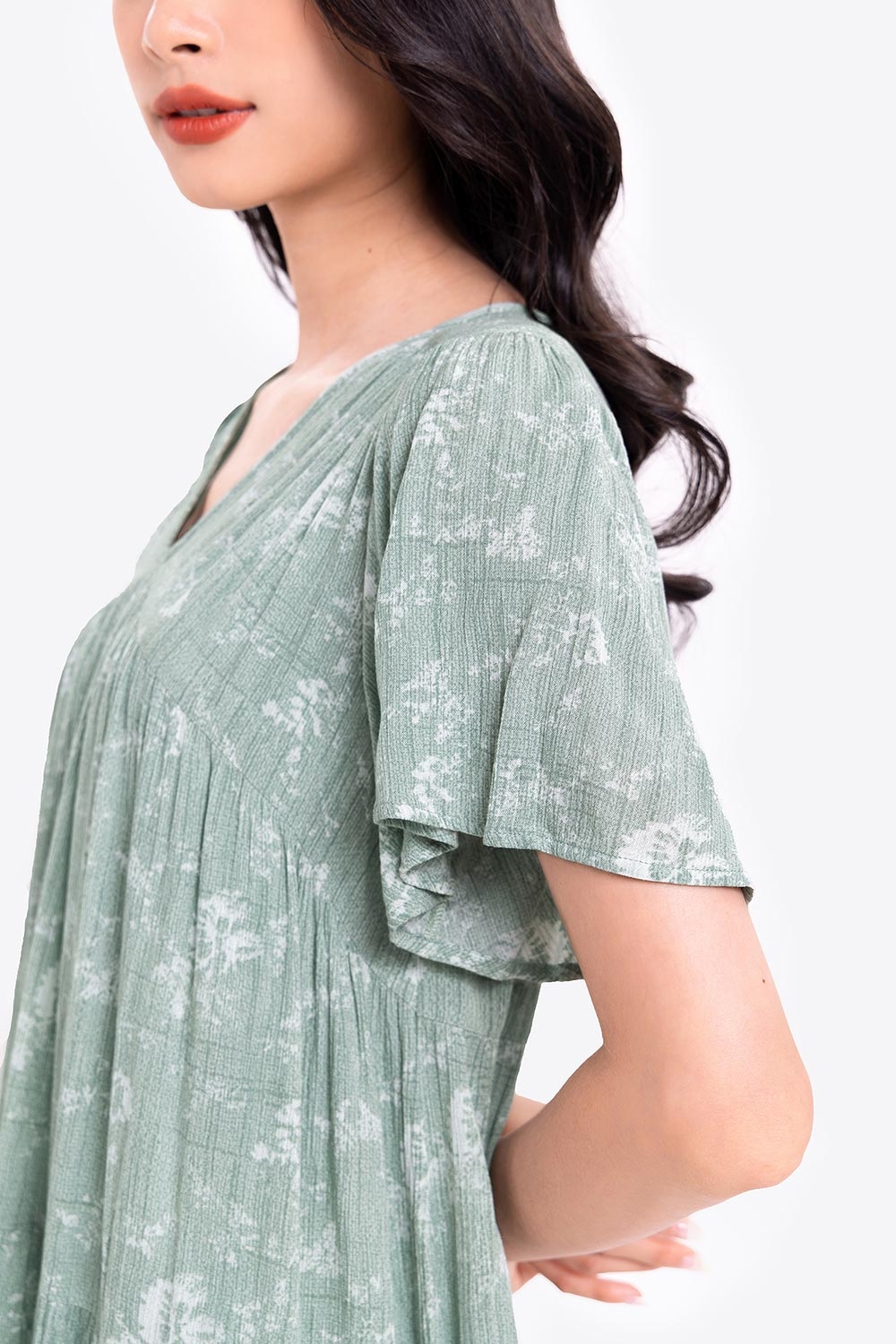 Đầm suông babydoll hoa nhí giấu bụng 