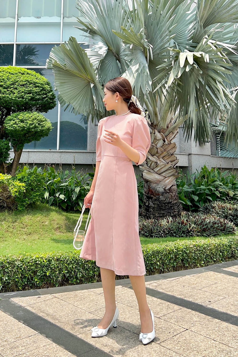 Đầm công sở chữ A tay phồng 