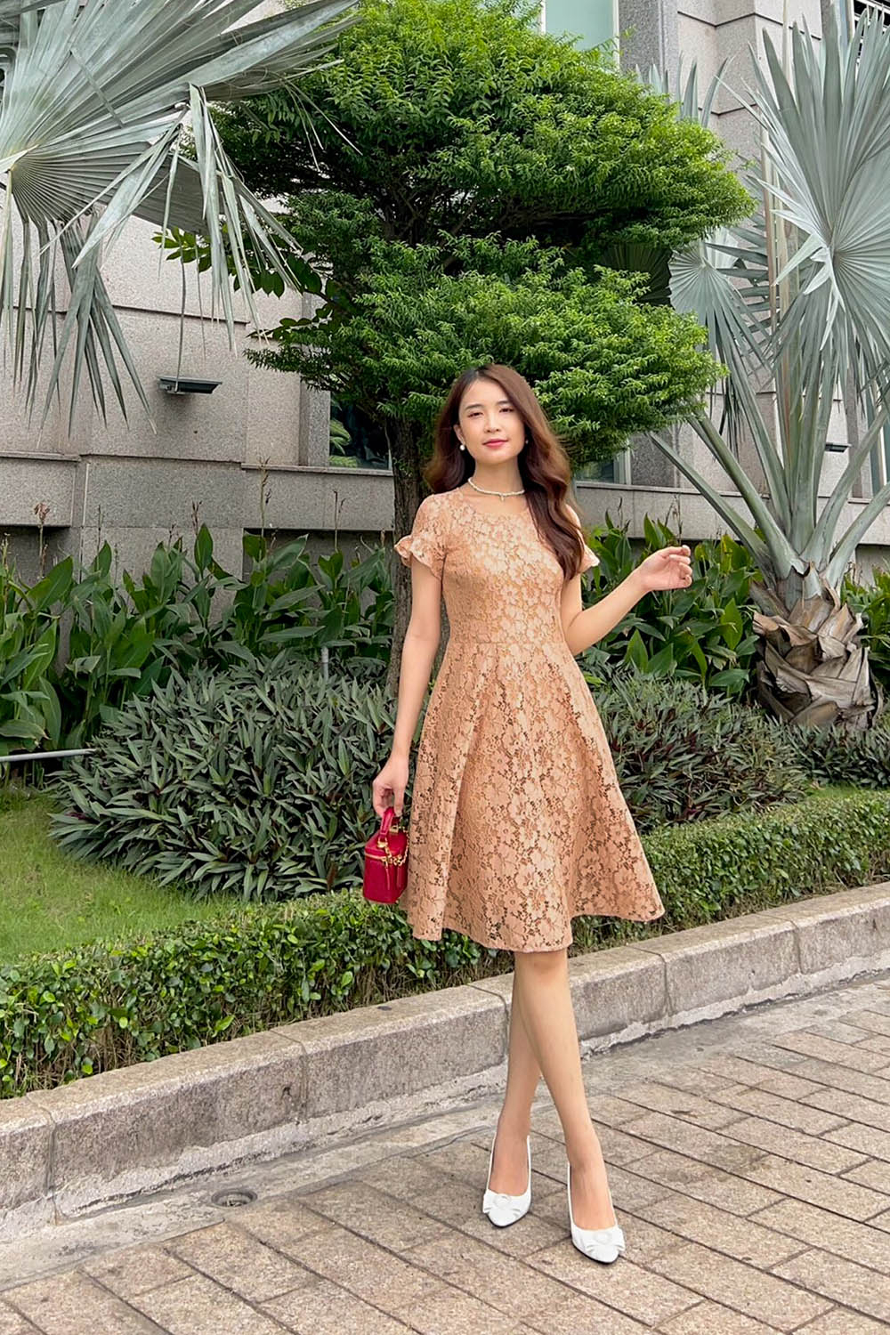 Đầm ren công sở dáng xòe 