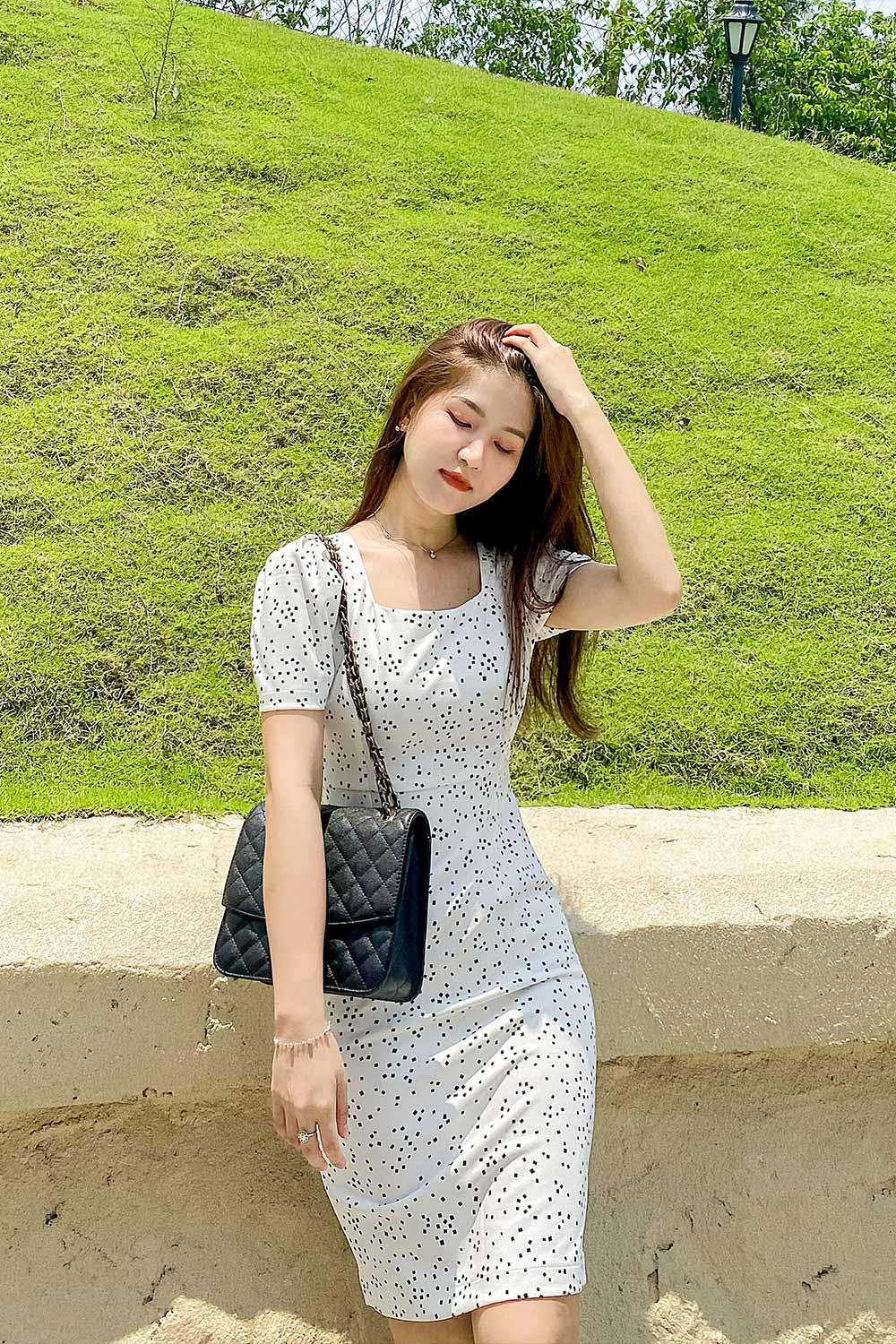 Đầm thun công sở họa tiết chấm bi 