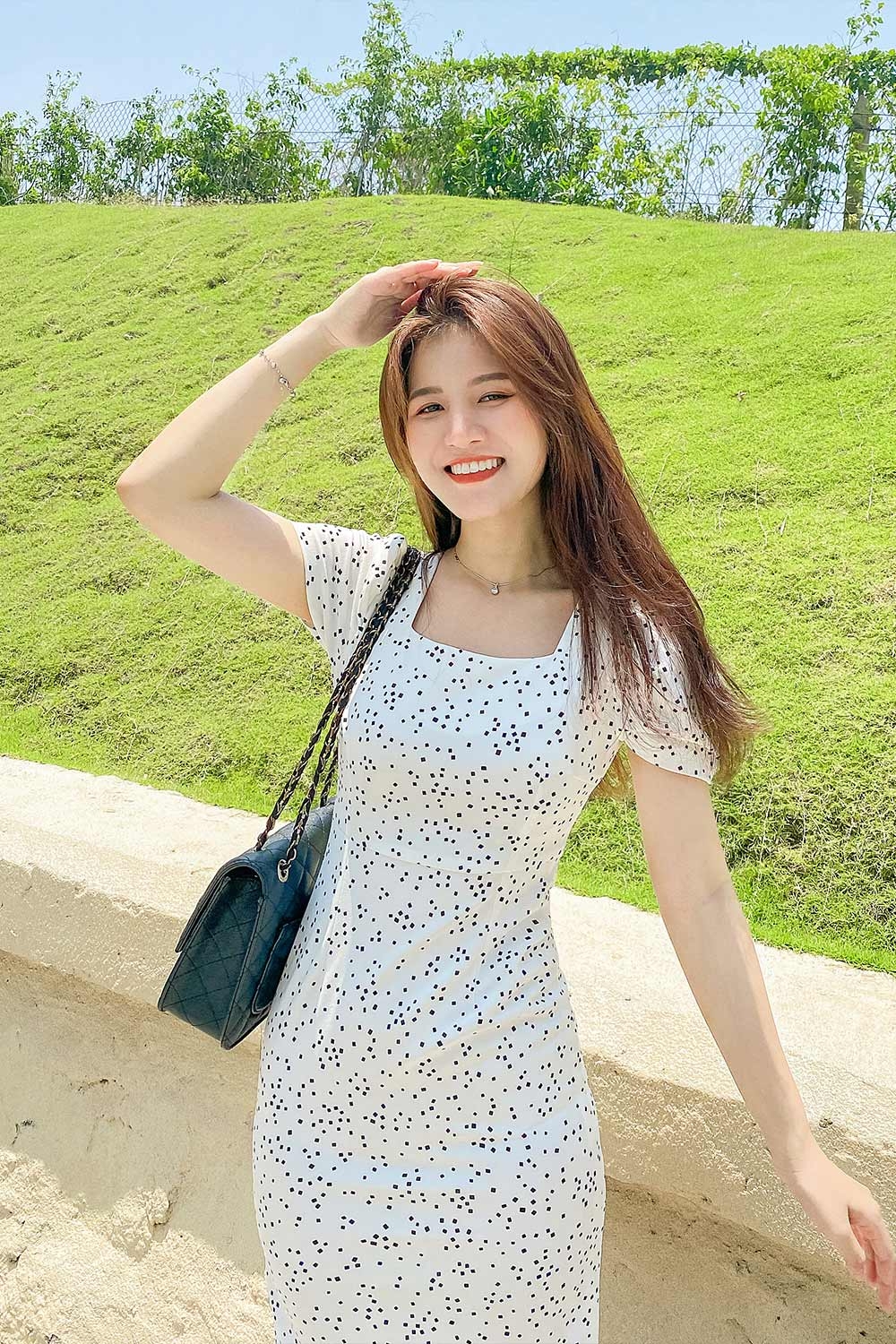 Đầm thun công sở họa tiết chấm bi 