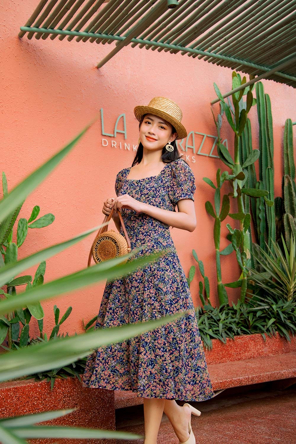 Đầm xòe hoa nhí công sở cổ vuông 