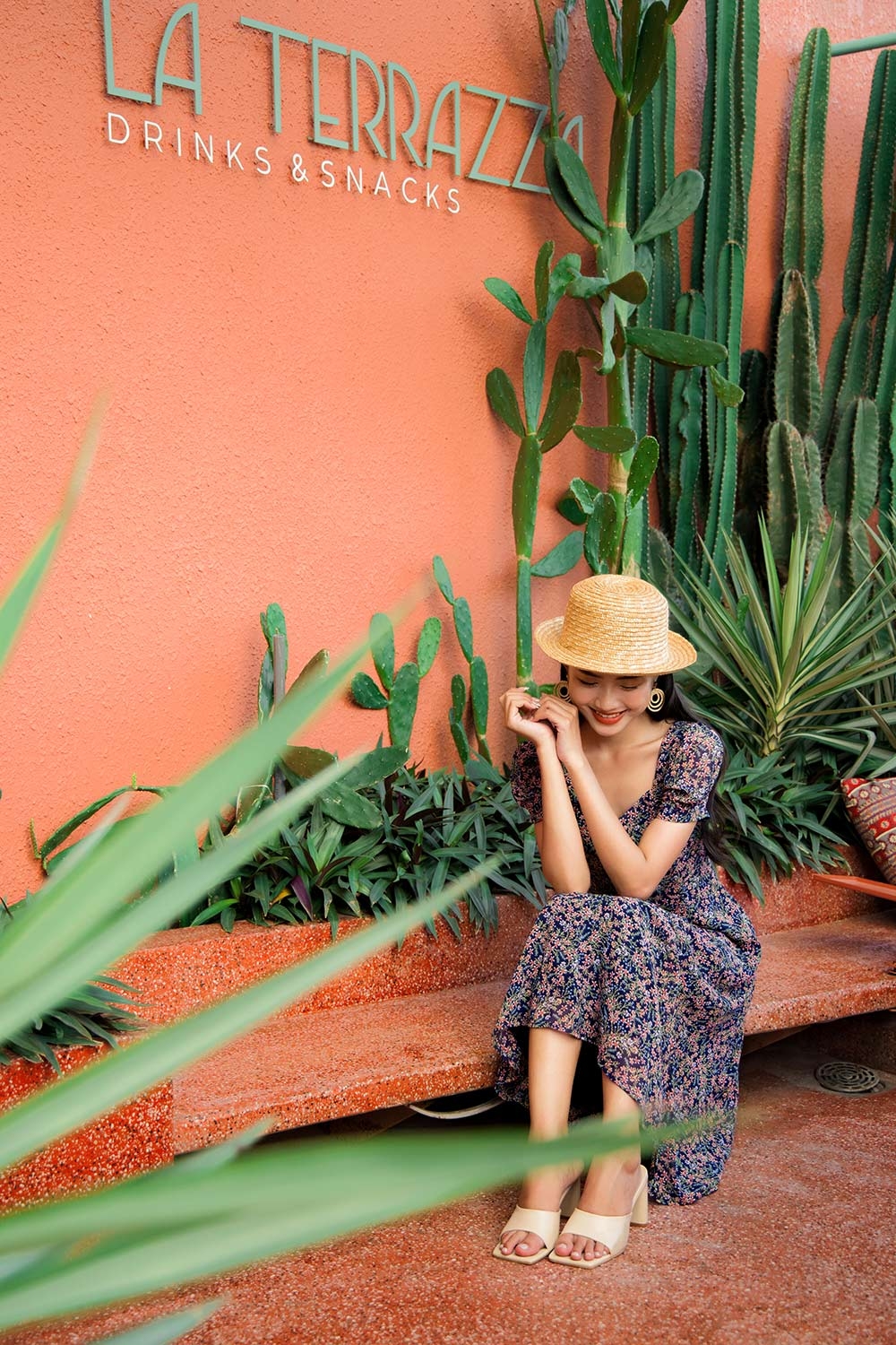 Đầm xòe hoa nhí công sở cổ vuông 